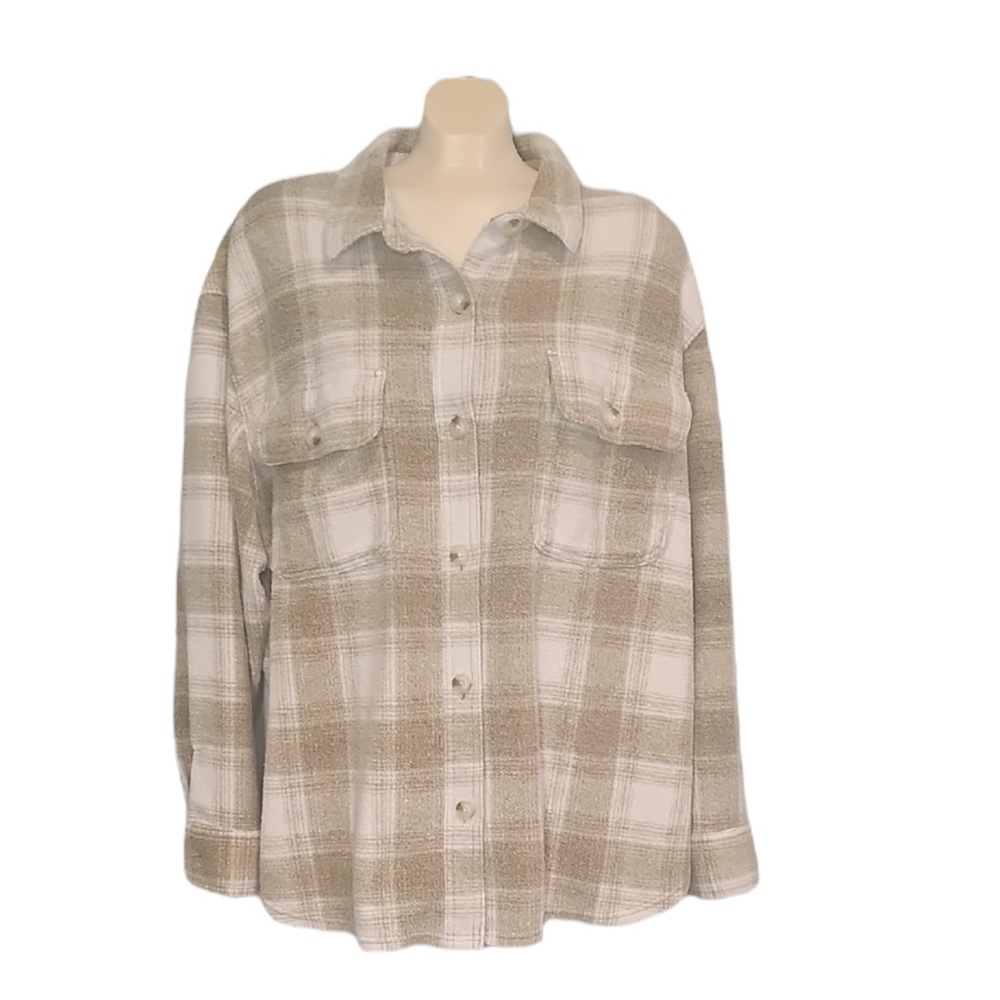 🍄 American Eagle Plaid Button-Up Shirt , XXL